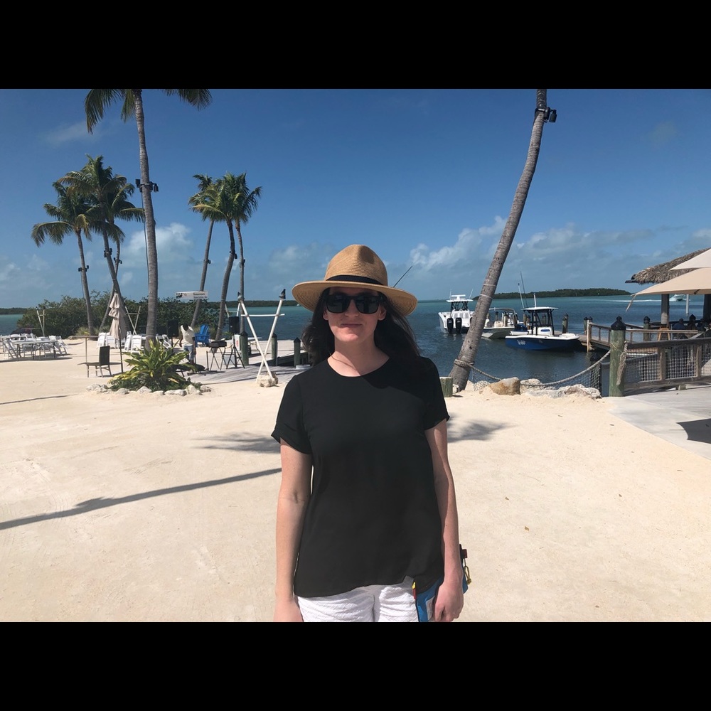 Meet your Posher, Julia